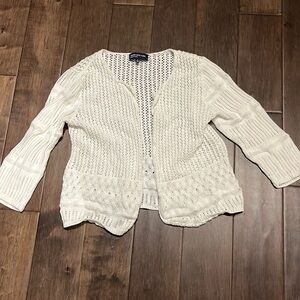 Jones, New York, signature size medium, white, knitted cardigan​​​